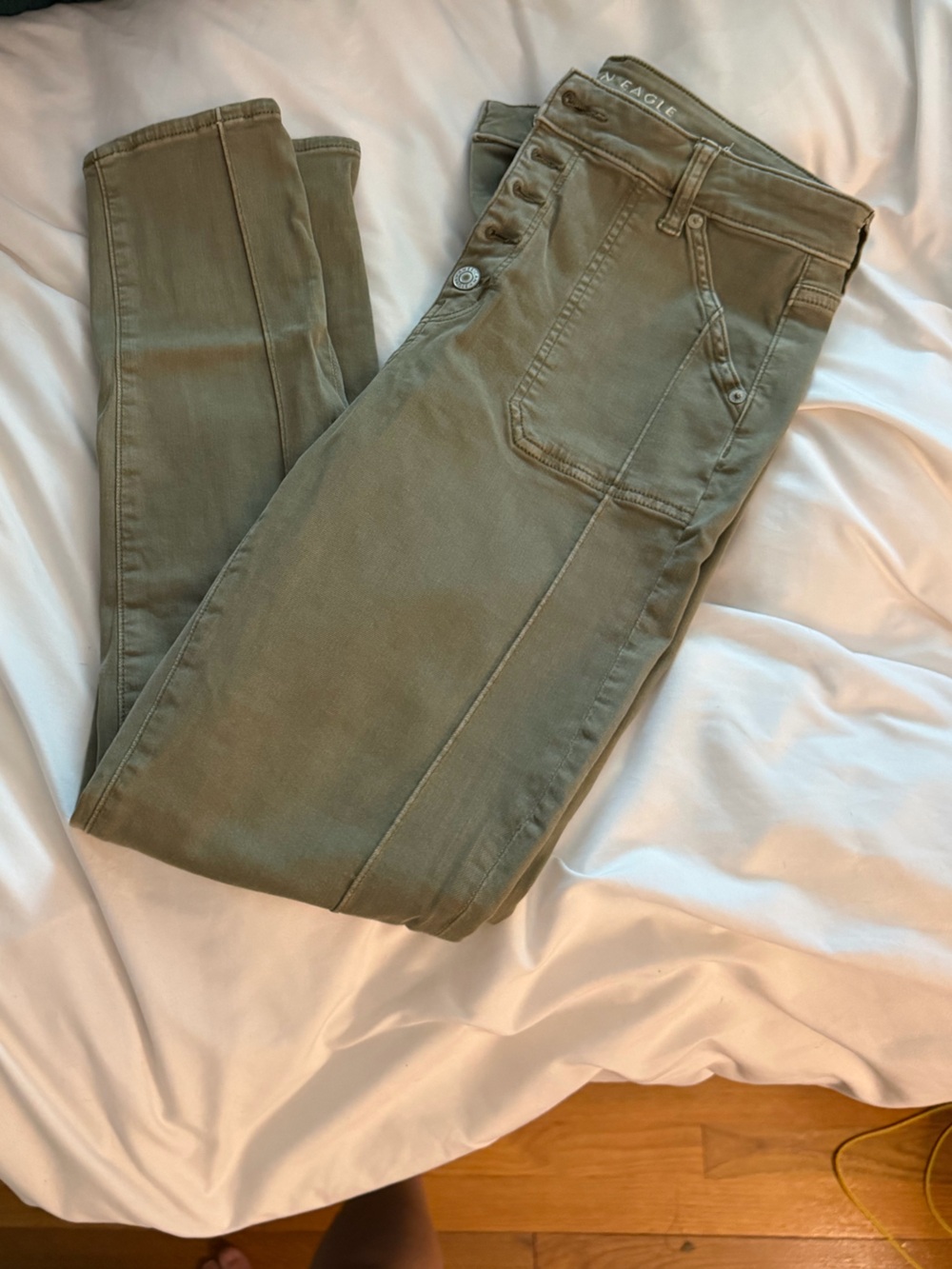 American Eagle Outfitters High-Rise Jeans - Olive Green